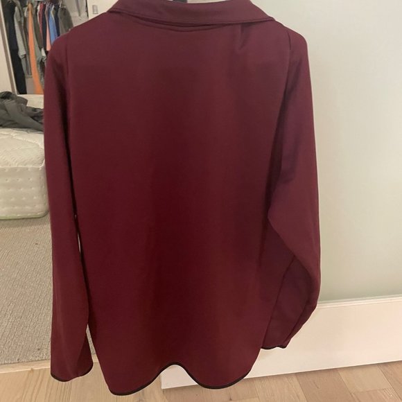 Men's Nike Dri-Fit  Performance Hoodie - Picture 4 of 5